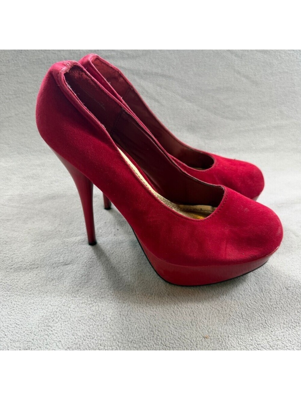 Bamboo Women’s Red Faux Suede Platform Stiletto Pumps Heels Size 7.5